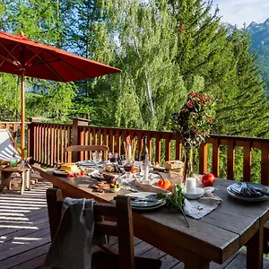 Appartement La De Serre-chevalier, Dans Un Esprit Chalet, Commune De Le Monêtier-les-bains, Le Monêtier-les-Bains